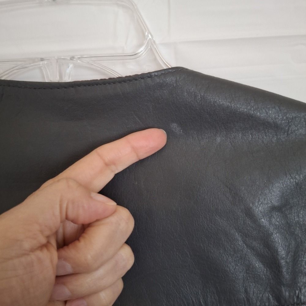 Austin Black Leather Vest Men's Size 46‎ Pockets * Flaws - Picture 13 of 13